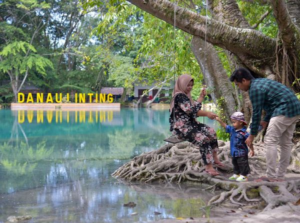 Menikmati Jernihnya Air Danau Linting di Deli Serdang