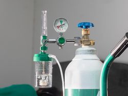 Terlalu! Obat-Oksigen Dijual Mahal Via Online Saat PPKM Darurat