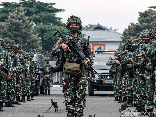 Marinir Gelar Apel Kesiapan Latihan Armada Jaya