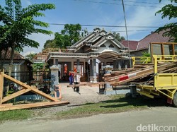 Cerita Perceraian Berujung Pembongkaran Rumah di Ponorogo