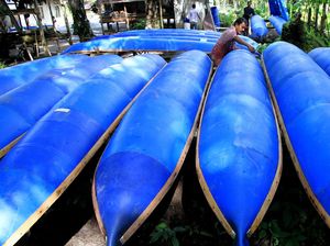 Menyulap Drum Plastik Bekas Menjadi Perahu Menyulap Drum Plastik Bekas Menjadi Perahu