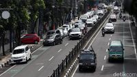 Rapid Antigen Drive Thru di Bandung Bikin Macet