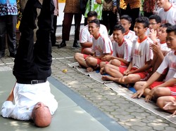 Sikap Lilin Tergolong Gerakan Senam Lantai yang Bertujuan untuk Melatih?