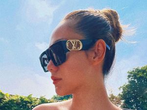 7 Momen Stylish BCL saat Isolasi Mandiri, Berjemur Pakai Sunnies LV