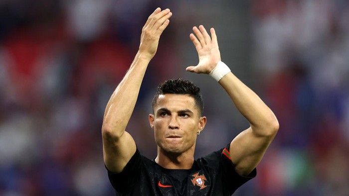 BUDAPEST, HUNGARY - JUNE 23: Cristiano Ronaldo of Portugal applauds fans during the UEFA Euro 2020 Championship Group F match between Portugal and France at Puskas Arena on June 23, 2021 in Budapest, Hungary. (Photo by Alex Pantling/Getty Images)