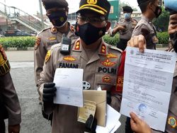 Polisi Temukan Dokumen FPI Saat Periksa Sejumlah Orang di PN Jaktim