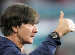 Jerman Lagi Kurang Oke Jelang Lawan Inggris, Loew Khawatir Gak?