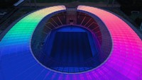 Melansir Getty Images, UEFA dilaporkan menolak permintaan walikota Munich untuk menerangi Allianz Arena, yang menjadi tempat pertandingan Jerman vs Hungaria, dengan lampu warna pelangi. Keputusan badan sepakbola Eropa itu pun mendapat kritik luas di Jerman. Sementara itu, Timnas Jerman lolos dari lubang jarum dua kali sebelum memastikan diri lolos ke 16 besar Euro 2020. Ini setelah Die Mannschaft berimbang 2-2 kontra Hungaria.