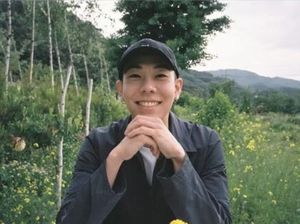 Rapper Loco Tiba-tiba Umumkan Pernikahan, Siapa Calon Istrinya?