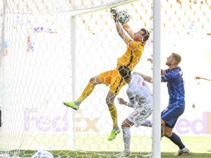 Martin Dubravka, From Hero to Zero dalam Sekejap Martin Dubravka, From Hero to Zero dalam Sekejap