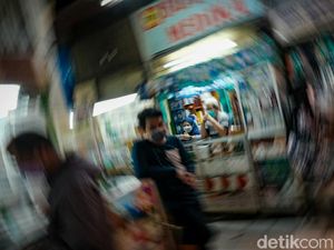 Permintaan Vitamin-Alkes Meningkat Imbas Kasus Corona Melonjak