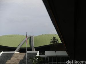 PSHK UII Kritik Kewenangan Tambahan DPR Evaluasi Pejabat: Abuse of Power PSHK UII Kritik Kewenangan Tambahan DPR Evaluasi Pejabat: Abuse of Power