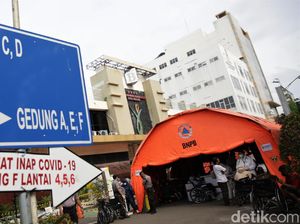 Viral Pasien Tiduran di Parkiran dan Pikap, Dirut RSUD Bekasi Minta Maaf