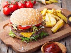 Ini Asal-usul Hamburger dan Sandwich yang Populer di Dunia