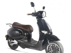 Wayscral E-Quip, Skuter Listrik Kembaran Vespa Cuma Rp 35 Jutaan Aja