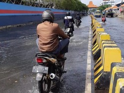 Banjir Rob Rendam Jalan Kalimas Surabaya, Kali Ini Ketinggiannya 40 Cm