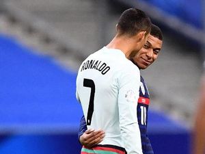 Ronaldo Dinilai Sang Anak Tak Lebih Hebat dari Mbappe Ronaldo Dinilai Sang Anak Tak Lebih Hebat dari Mbappe