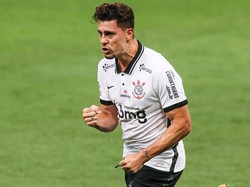 Pemain Bola Dipecat Klub gegara Komentar Saat Main Game Online!