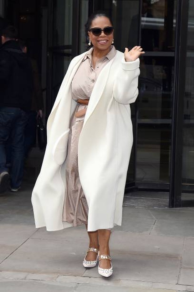 Foto: pinterest.com/gettyimages.co.uk/ Layering untuk menutupi bentuk badan.