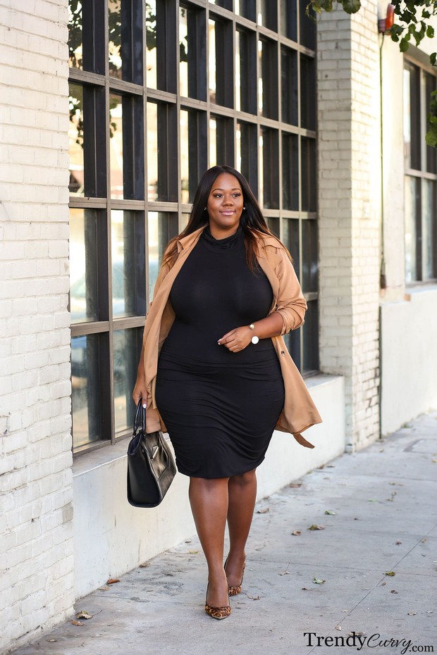 Foto: pinterest.com/trendycurvy/ Gunakan sepatu tanpa ankle strap.