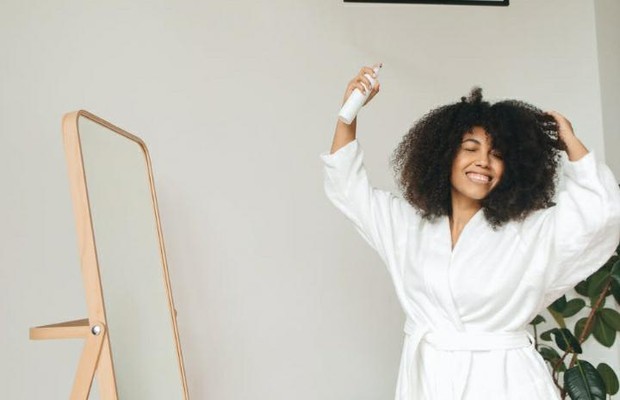 Hair Spray | Pict : Unsplash.com Hair Spray | Pict : Unsplash.com