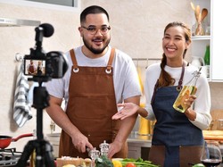 Tips Jitu Bikin Konten Bisnis Makanan Jadi Viral di Media Sosial