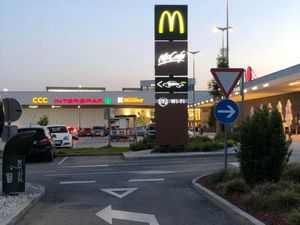 Kocak! 10 Desain Ini Bikin yang Lihat Melongo