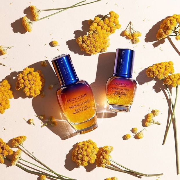 L’Occitane Overnight Reset Serum memiliki kandungan bahan skincare baru Spilanthol.