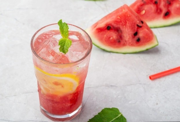 Minuman bebas gula semangka mojito dengan rasa nikmat/freepik.com