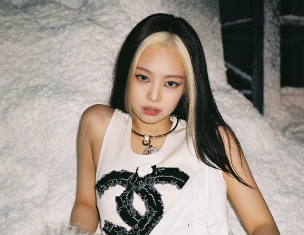 Money Piece Highlight ala Jennie Blackpink/Foto: Instagram.com/jennierubyjane tren warna rambut
