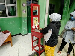 Pembagian Rapor Siswa SD di Ciamis Digelar Offline dengan Prokes Ketat