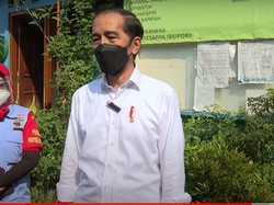 Jokowi Dadakan Tinjau PPKM Mikro di Jakpus, Tekankan Pengawasan Lapangan
