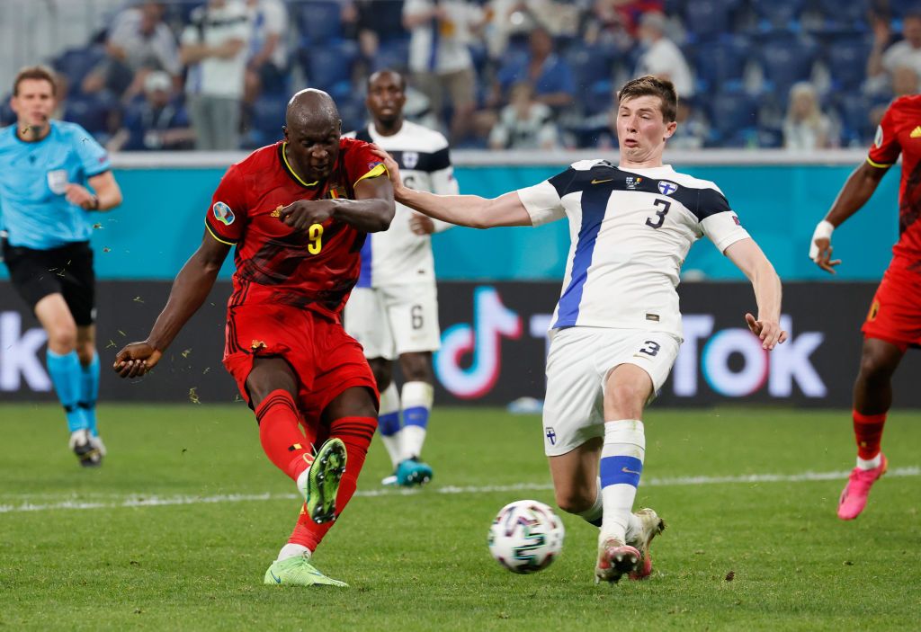 SAINT PETERSBURG, RUSSIA - JUNE 21: Romelu Lukaku of Belgium celebrates after scoring their side's second goal during the UEFA Euro 2020 Championship Group B match between Finland and Belgium at Saint Petersburg Stadium on June 21, 2021 in Saint Petersburg, Russia. (Photo by Anatoly Maltsev - Pool/Getty Images)