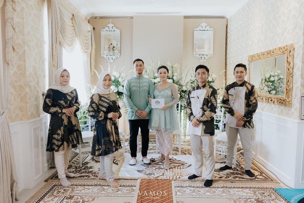 Rumah Mewah Zaskia Gotik