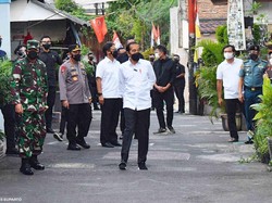 Tiba-tiba Jokowi Sidak PPKM Mikro di Cempaka Putih!