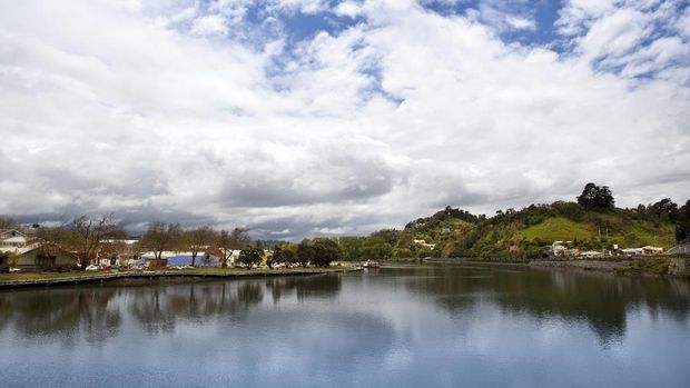 Sungai Whangnui di Selandia Baru