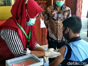146 Warga Binaan Rutan Sidrap Batal Divaksin COVID Gegara Tak Punya NIK-KK 146 Warga Binaan Rutan Sidrap Batal Divaksin COVID Gegara Tak Punya NIK-KK
