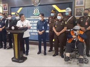 Kejagung Ungkap Proses Pemulangan Buron Hendra Subrata dari Singapura Kejagung Ungkap Proses Pemulangan Buron Hendra Subrata dari Singapura
