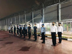 Petugas Lapas Banceuy Musnahkan Barang Terlarang Milik Warga Binaan