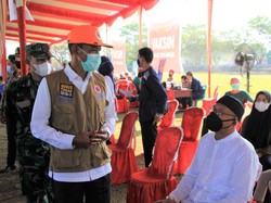 Buat Herd Immunity, Warga Ogan Komering Ilir Divaksin Massal