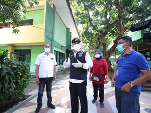 Pasien COVID-19 Surabaya Lebih 400, Pemkot Tambah 2 Gedung Isolasi di Asrama Haji Pasien COVID-19 Surabaya Lebih 400, Pemkot Tambah 2 Gedung Isolasi di Asrama Haji