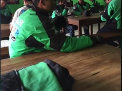 Cerita Haru Anak Driver Ojol, Curhat Ayahnya Dilempar Makanan Gegara Orderan Lama