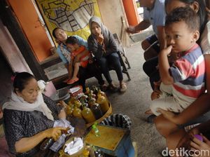 Serba-serbi Budaya Sehat Jamu RI yang Jadi Warisan Budaya Takbenda UNESCO Serba-serbi Budaya Sehat Jamu RI yang Jadi Warisan Budaya Takbenda UNESCO
