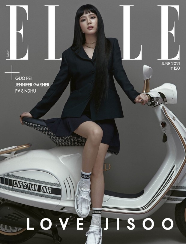 Jisoo di sampul majalah ELLE India/elle.in