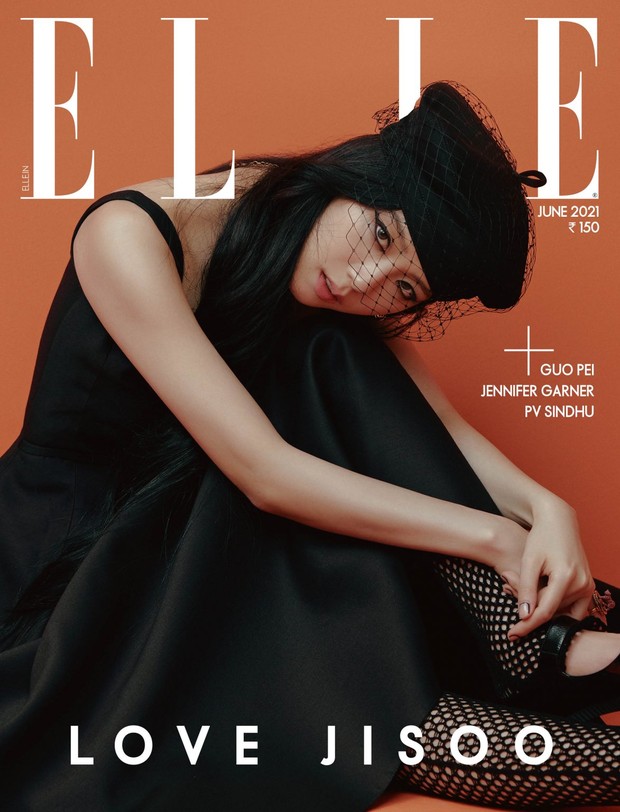 Jisoo di sampul majalah ELLE India/elle.in
