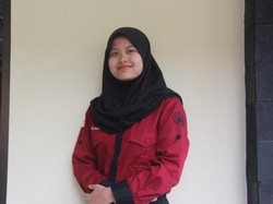 Kisah Anak Buruh Tani yang Lulus dengan IPK Tertinggi di UNY