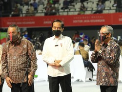 OJK dan Bank Indonesia Siap Sebarkan 335 Ribu Vaksin COVID-19