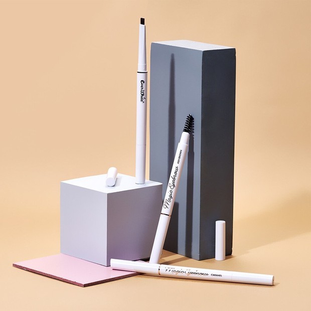 Pensil Alis Mekanik Affordable dari Everwhite/shopee.co.id/everwhitebeauty Pensil Alis Mekanik Affordable
