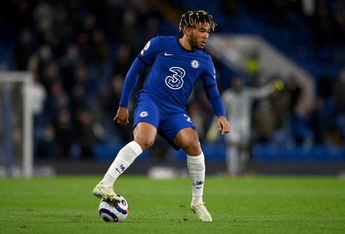 LONDON, ENGLAND - MAY 18: Reece James of Chelsea runs with the ball during the Premier League match between Chelsea and Leicester City at Stamford Bridge on May 18, 2021 in London, England. A limited number of fans will be allowed into Premier League stadiums as Coronavirus restrictions begin to ease in the UK following the COVID-19 pandemic. (Photo by Glyn Kirk - Pool/Getty Images)