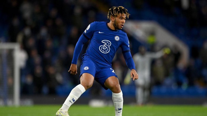 LONDON, ENGLAND - MAY 18: Reece James of Chelsea runs with the ball during the Premier League match between Chelsea and Leicester City at Stamford Bridge on May 18, 2021 in London, England. A limited number of fans will be allowed into Premier League stadiums as Coronavirus restrictions begin to ease in the UK following the COVID-19 pandemic. (Photo by Glyn Kirk - Pool/Getty Images)